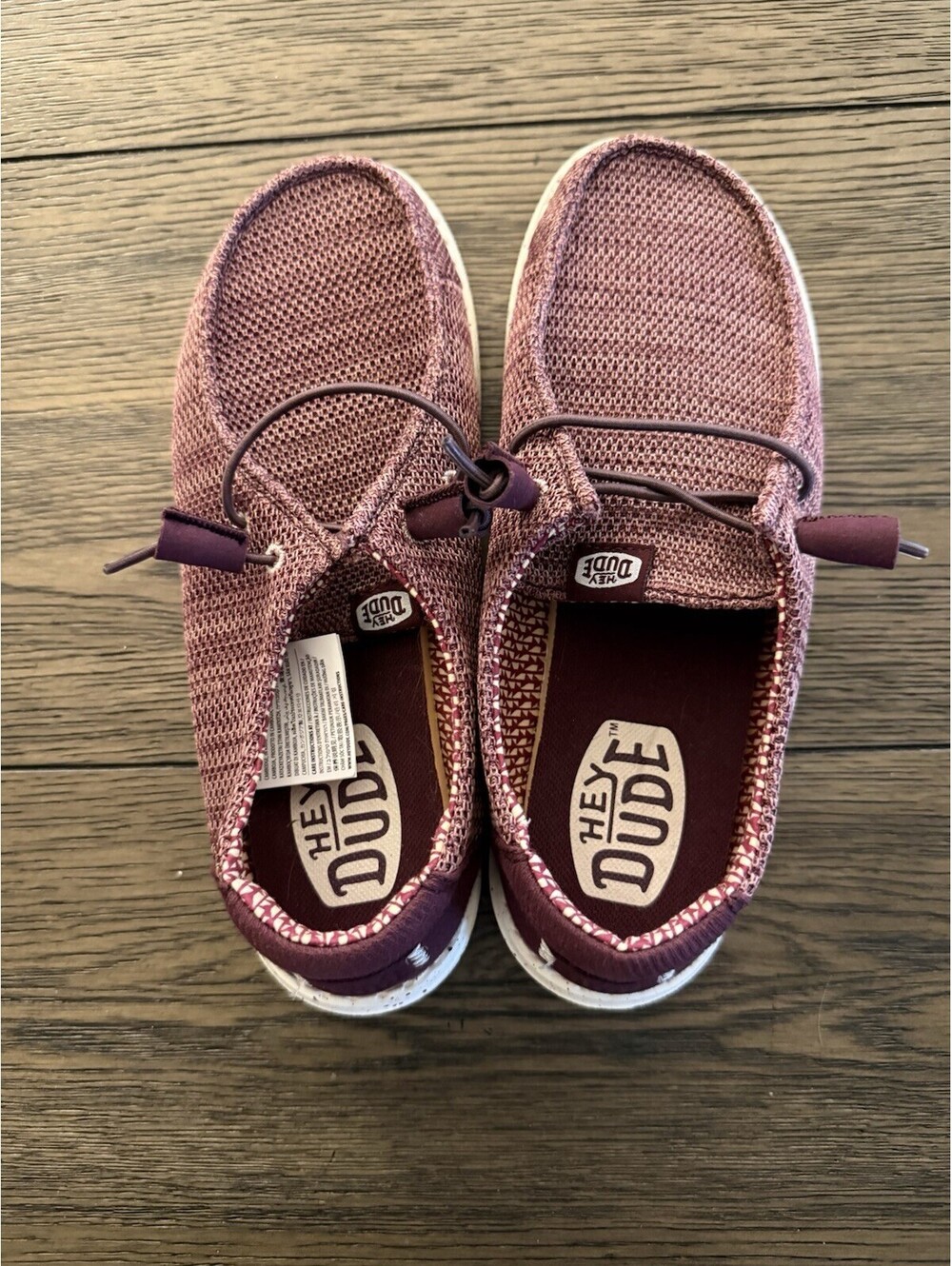 HEYDUDE Wendy Stretch Sox Burgundy Slip On Sneakers Women’s Size W6 NWOB